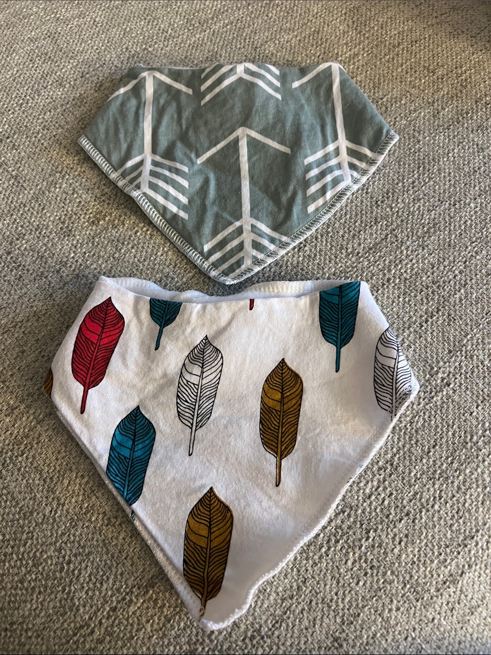 Kids Reversible Bandana Bibs - Teal Arrow & Feather Print